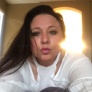 Meet your Posher, Liz